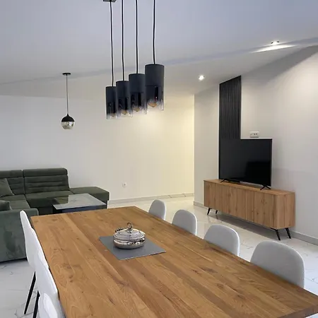 Вилла Casa La Familia *